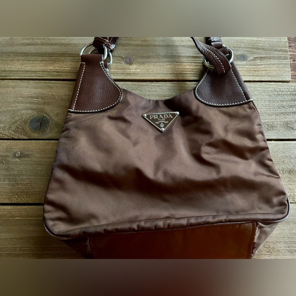 Prada Tessuto Hamal Y2K nylon with leather trim purse- authenticated - Picture 14 of 17